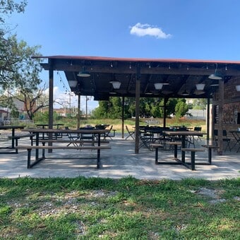 Casa Blanca Burgers y Mas Cadereyta - foto 3