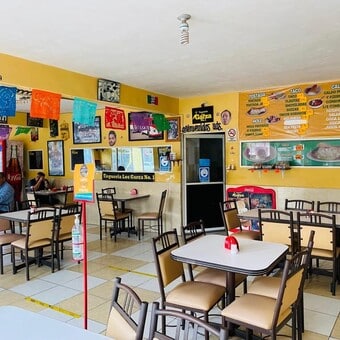 Taquería Los Garza 1 Misión Fundadores 13