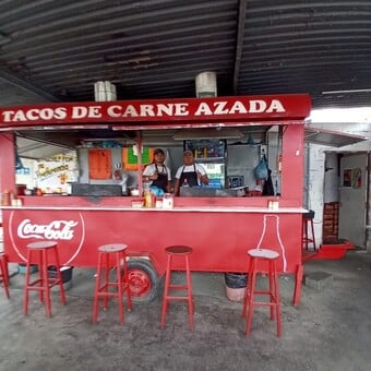 Tacos Vazquez Paseo del Nogal - foto 4