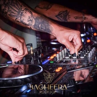 Bagheera Rooftop Satélite 5