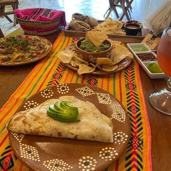 Restaurante La Burguesía del Pueblo Bacalar 7