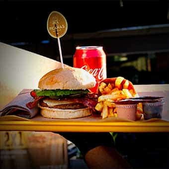 Picañas Burger La Estancia