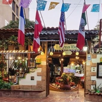 Restaurant Bar La Casa Vieja Zihuatanejo 8