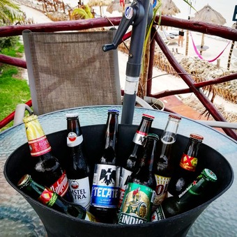 Moskito Sport Bar & Restaurante Holbox 12