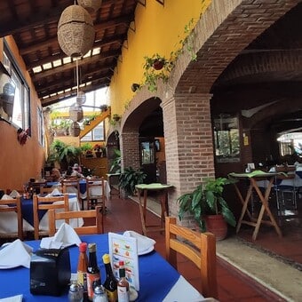 Mariscos Tino's El Pitillal 7