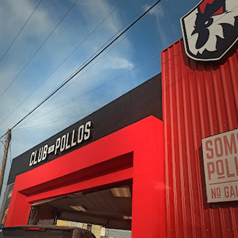 Club de Pollos Cumbres