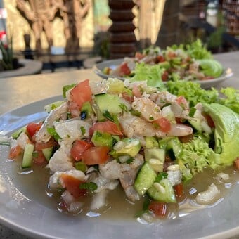 Restaurante Megaburros Ensenada 10