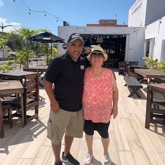 La Internacional Cervecería Cozumel 8
