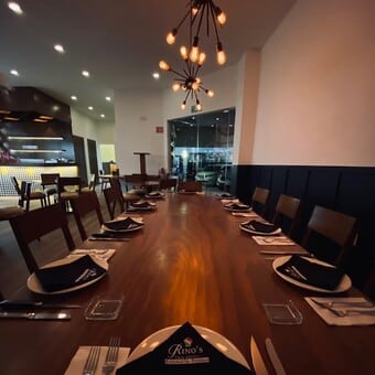 Restaurant Rino's Casa Napoli Acapulco 5