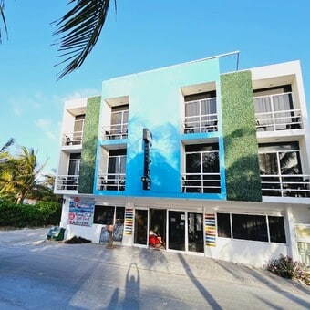 Restaurante & Beach Club Machos Mahahual 12