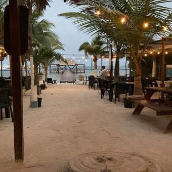 Restaurante & Beach Club Machos Mahahual 21