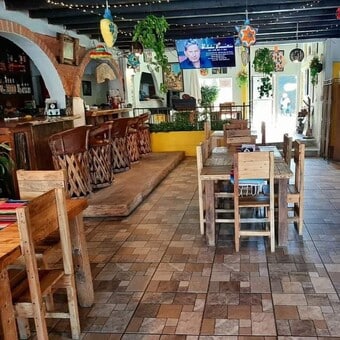Restaurante La Jefa Rosarito 5