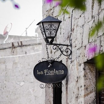 La Fontana Piano Bar y Mezcalería Morelia 15