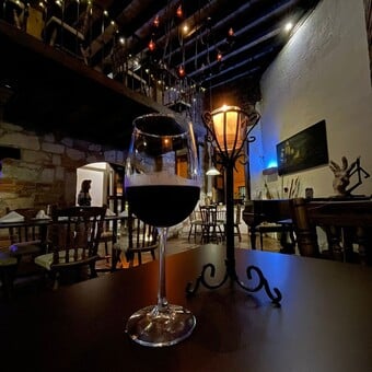 La Fontana Piano Bar y Mezcalería Morelia 17